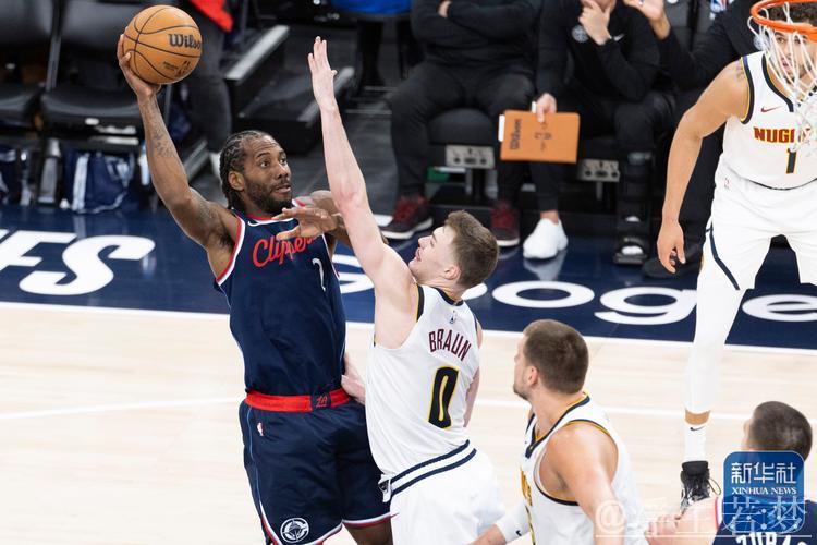 5月4日季后赛：快船对决掘金 伦纳德精彩表现